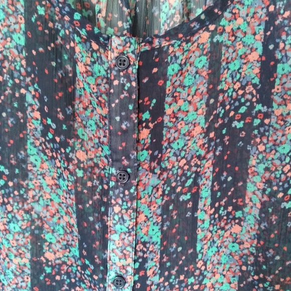 🦋3/40 MUDD Button up Sheer Bobble Edge Top (L) - Picture 2 of 6